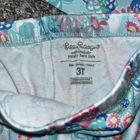 Kids Lilly Pulitzer pajamas - Picture 3 of 4